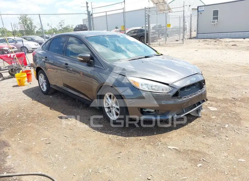 2015 Ford FOCUS фото