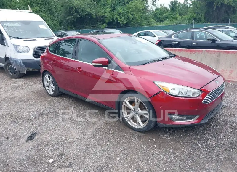 2015 Ford FOCUS фото