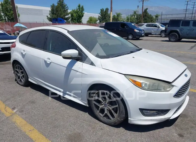 2015 Ford FOCUS фото