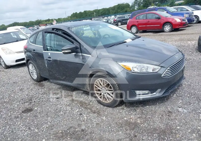 2015 Ford FOCUS фото