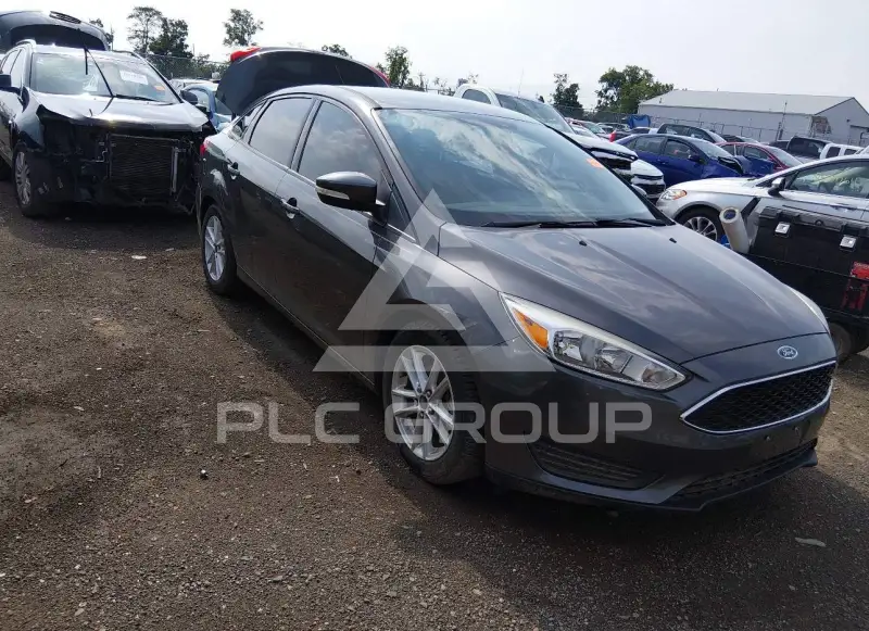 2015 Ford FOCUS photo