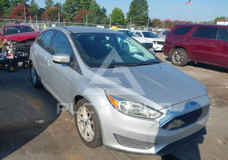 2015 Ford FOCUS photo