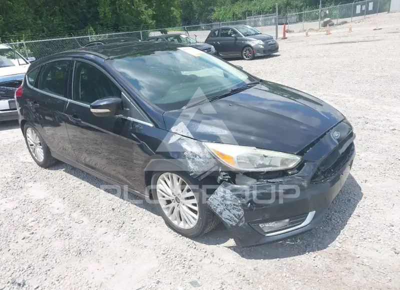 2015 Ford FOCUS фото
