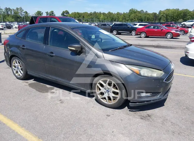 2015 Ford FOCUS фото