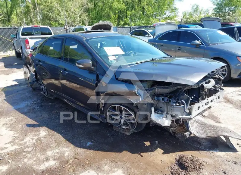 2015 Ford FOCUS фото