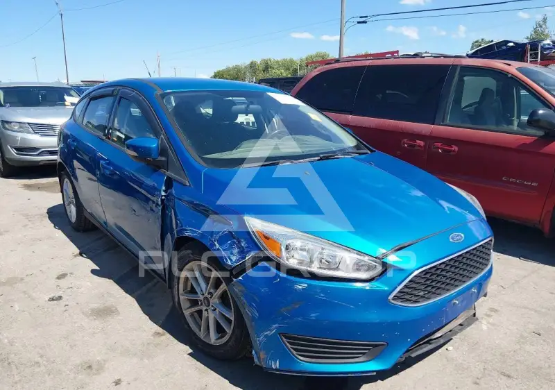 2015 Ford FOCUS photo