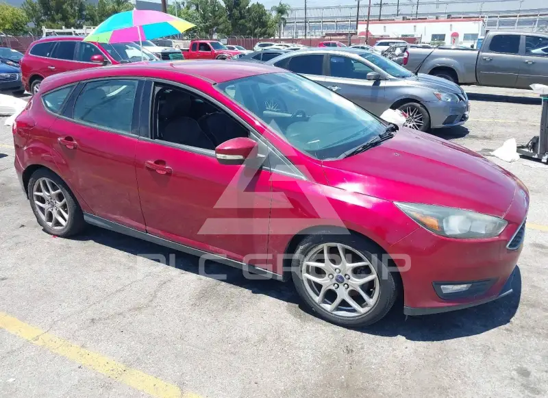 2015 Ford FOCUS photo