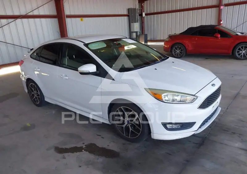 2015 Ford FOCUS фото
