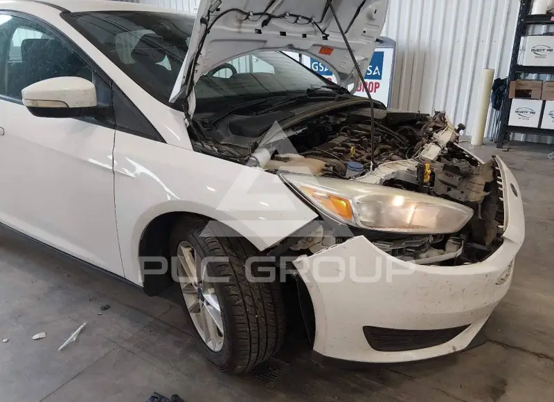 2015 Ford FOCUS photo