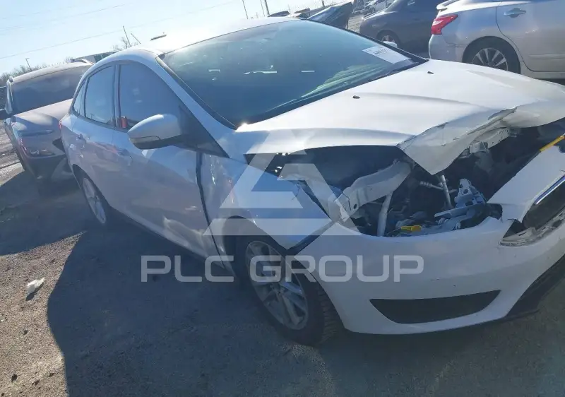 2015 Ford FOCUS фото