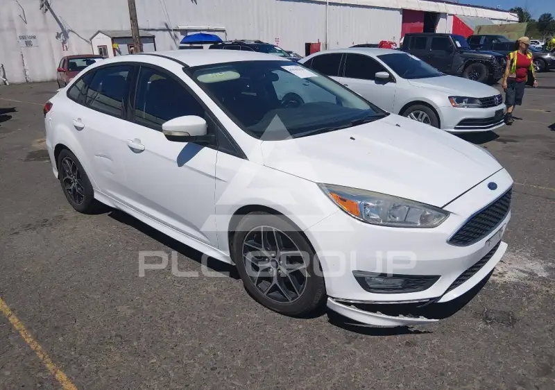 2015 Ford FOCUS фото
