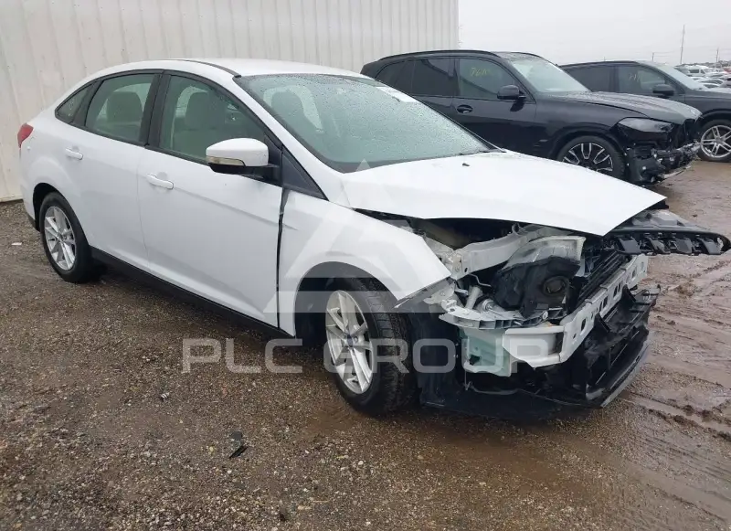 2015 Ford FOCUS фото