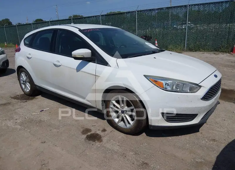 2015 Ford FOCUS фото