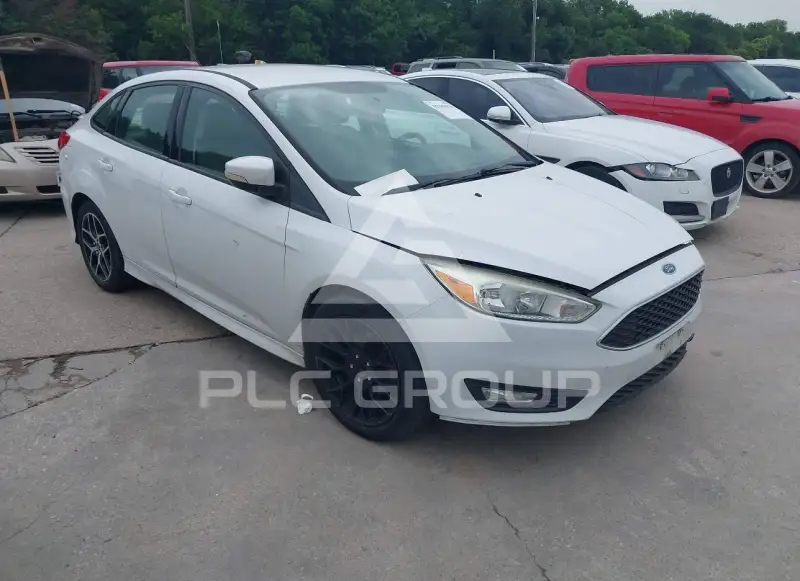 2015 Ford FOCUS photo