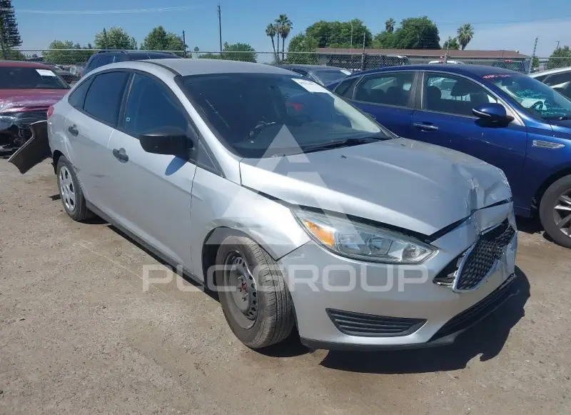 2015 Ford FOCUS photo