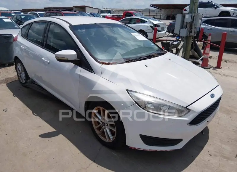 2015 Ford FOCUS photo