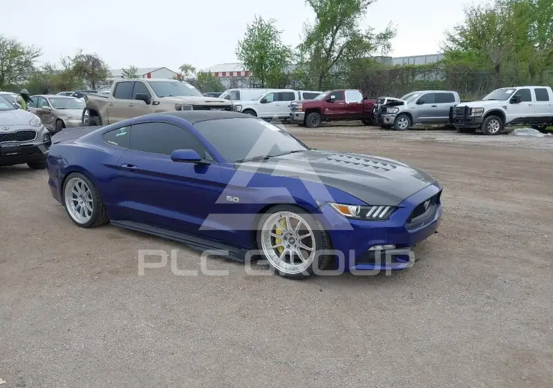2015 Ford MUSTANG photo