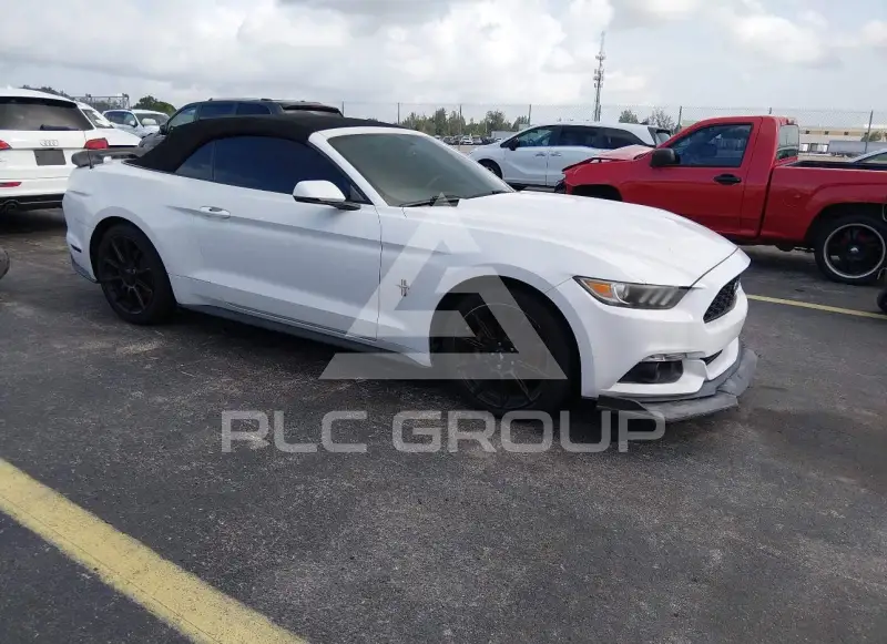 2015 Ford MUSTANG фото