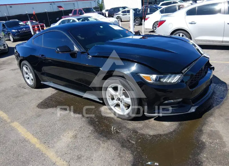 2015 Ford MUSTANG photo