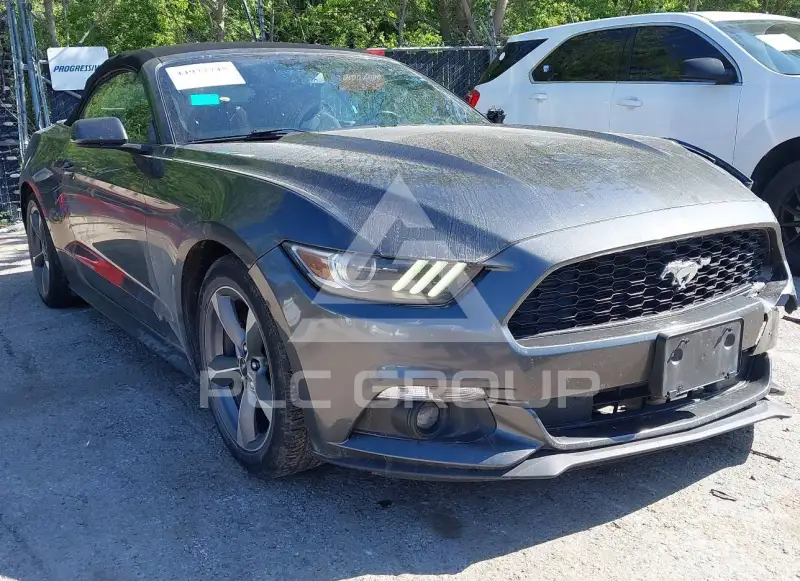 2015 Ford MUSTANG photo
