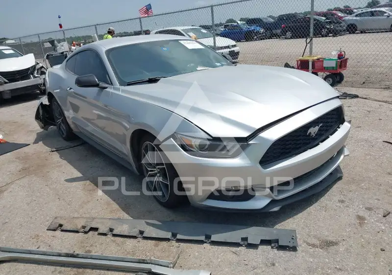 2015 Ford MUSTANG photo