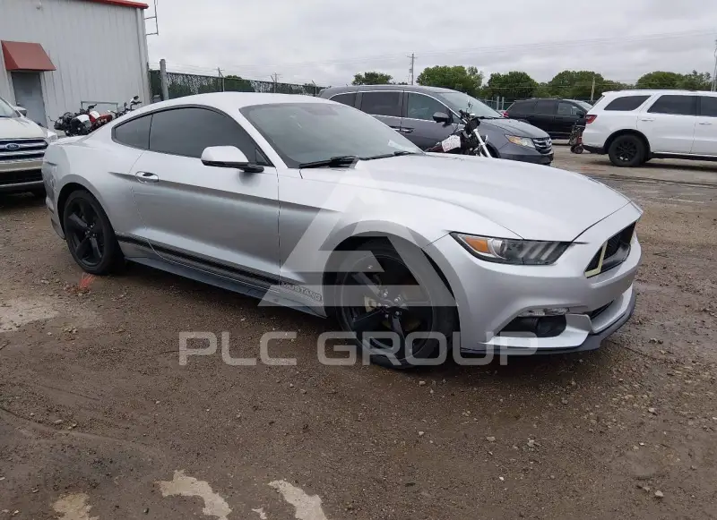 2015 Ford MUSTANG фото