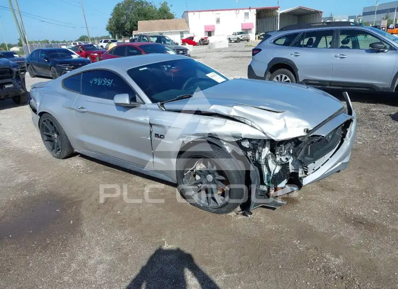 2015 Ford MUSTANG photo