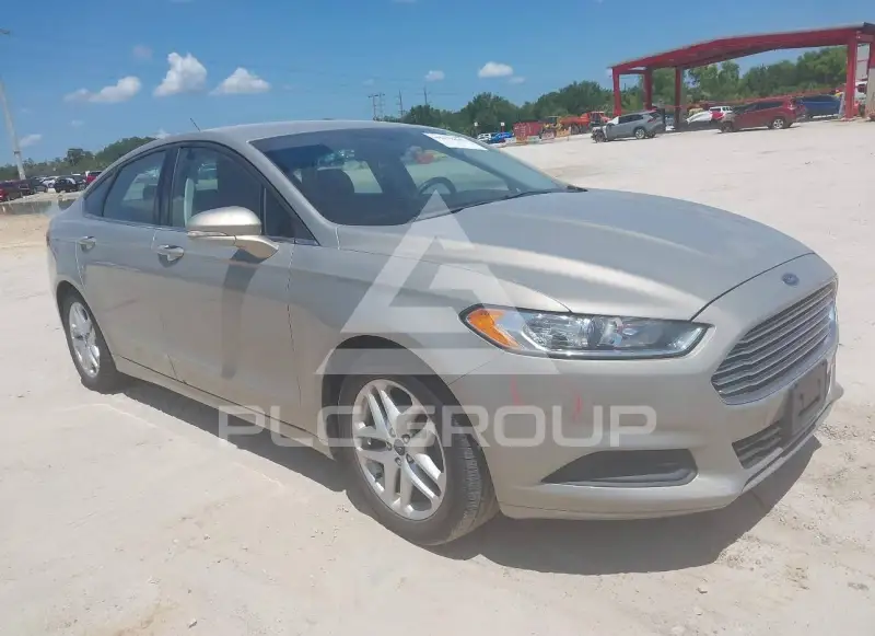 2015 Ford FUSION photo