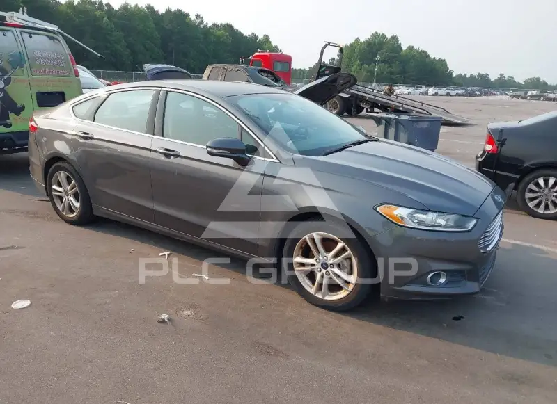 2015 Ford FUSION photo