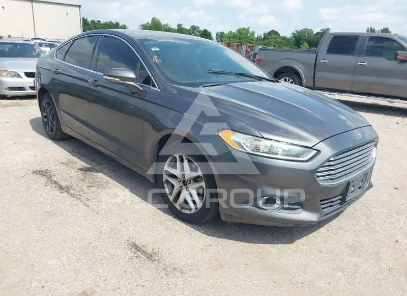 2015 Ford FUSION фото