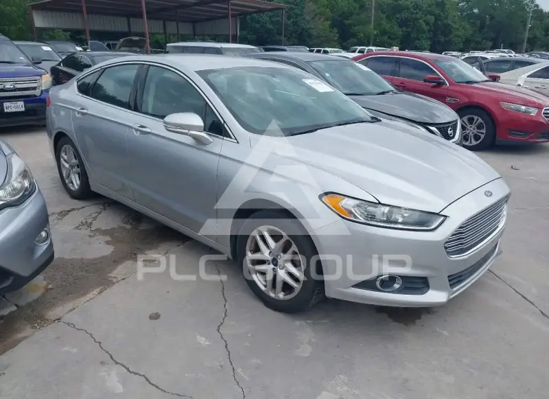 2015 Ford FUSION фото