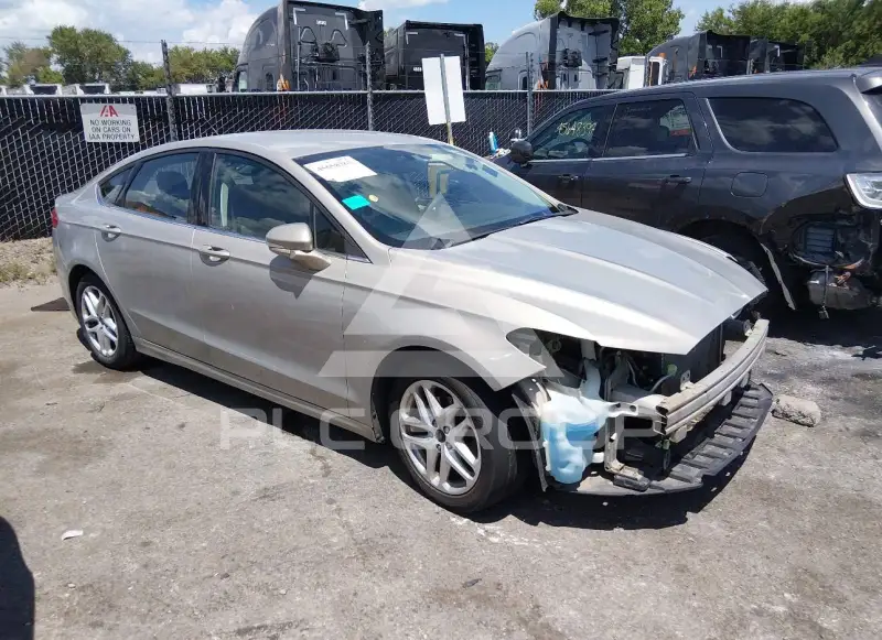 2015 Ford FUSION фото