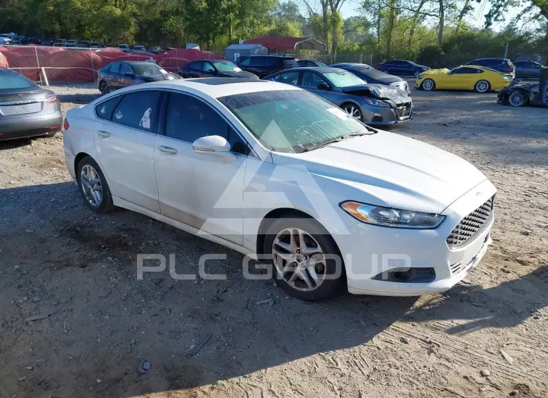 2015 Ford FUSION фото