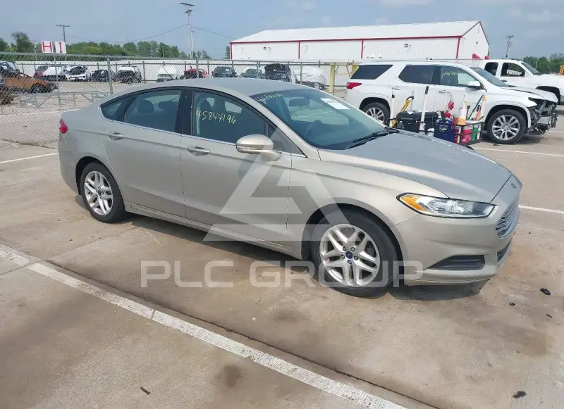 2015 Ford FUSION фото