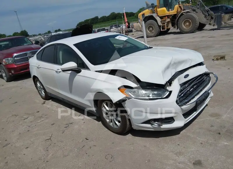 2015 Ford FUSION photo