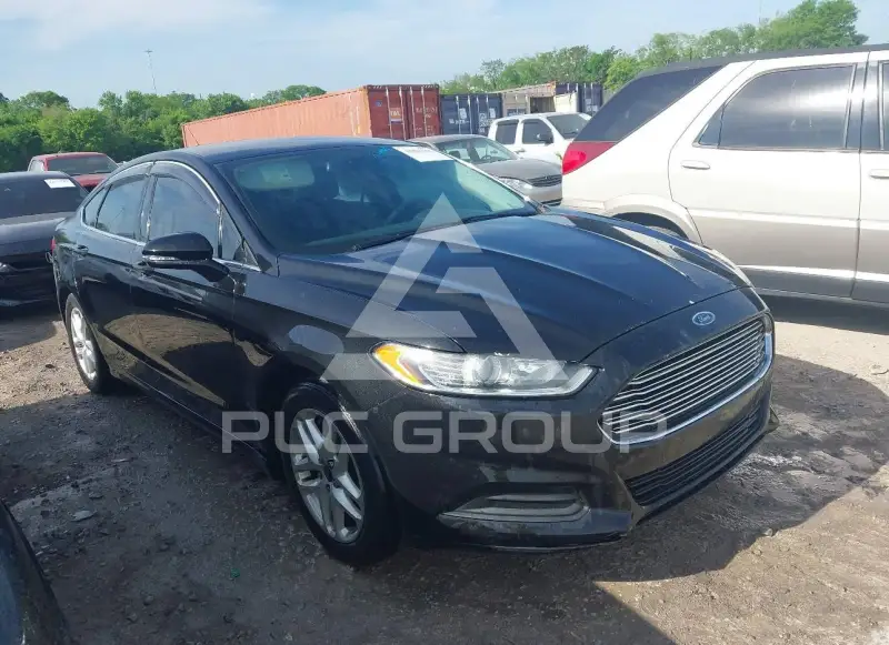 2015 Ford FUSION фото
