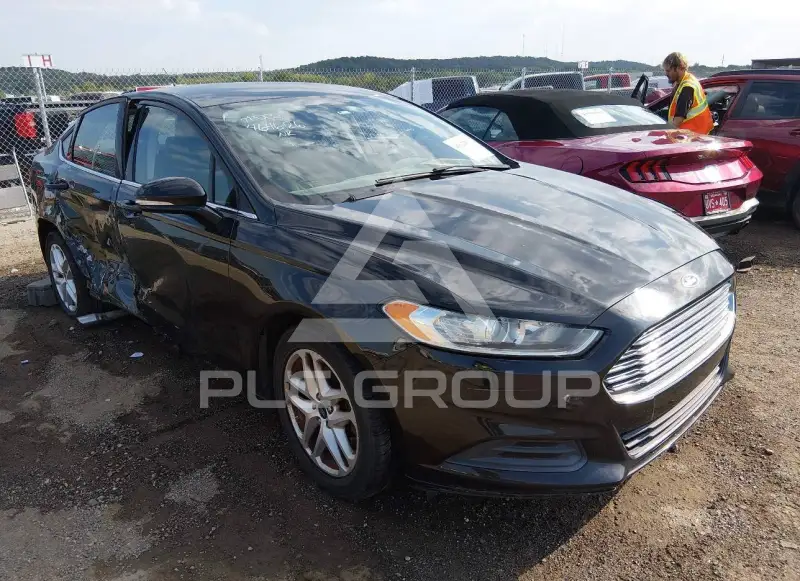 2015 Ford FUSION фото