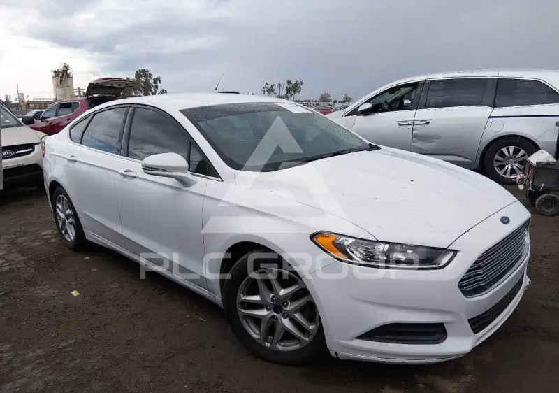2015 Ford FUSION фото