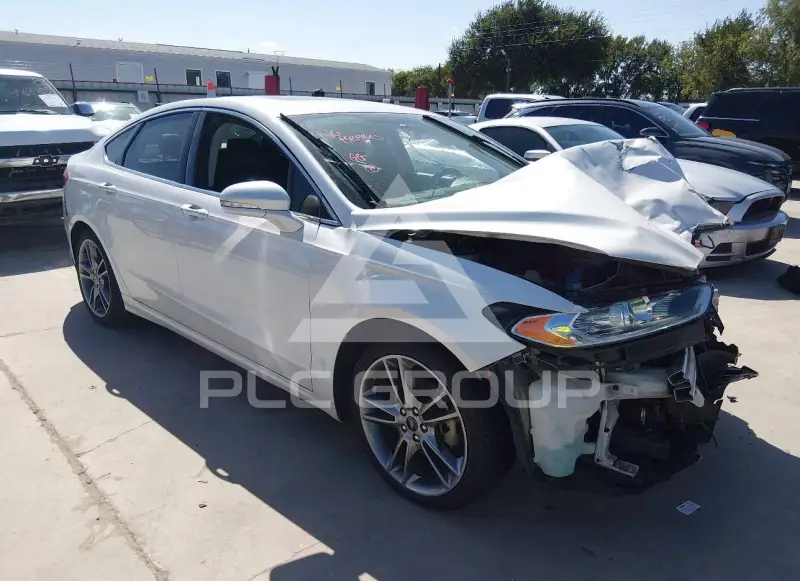 2015 Ford FUSION фото