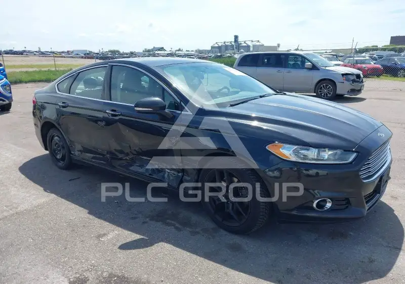 2015 Ford FUSION фото