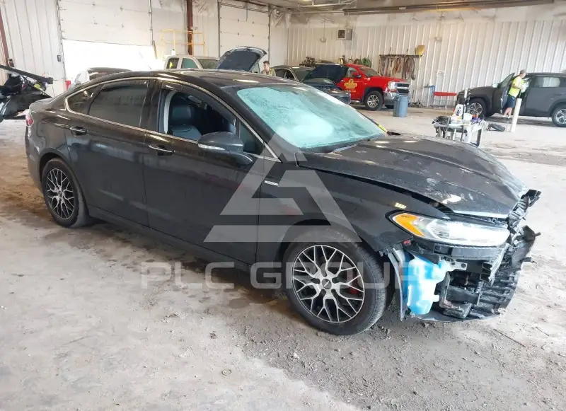 2015 Ford FUSION фото