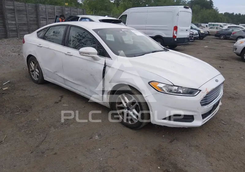 2015 Ford FUSION фото