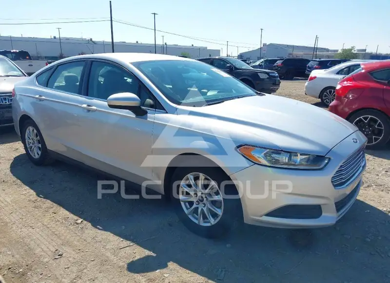 2015 Ford FUSION фото