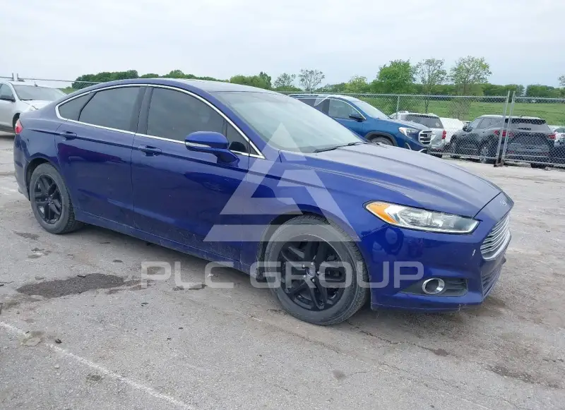 2015 Ford FUSION фото