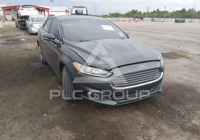 2015 Ford FUSION фото