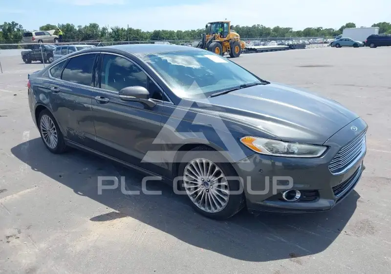 2015 Ford FUSION фото