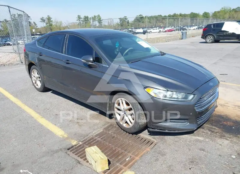 2015 Ford FUSION фото