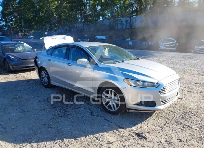 2015 Ford FUSION photo