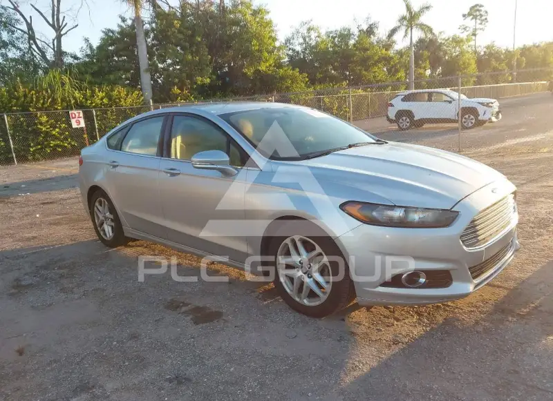 2015 Ford FUSION фото