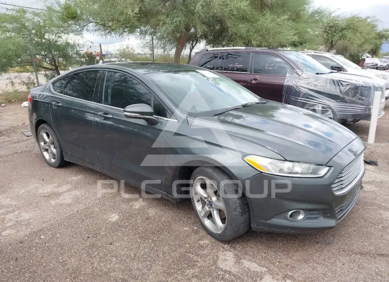 2015 Ford FUSION фото